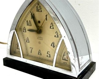 Sought after Vintage GE clock 