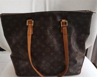Louis Vuitton Purse/ Handbag