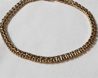 Diamond tennis bracelet 