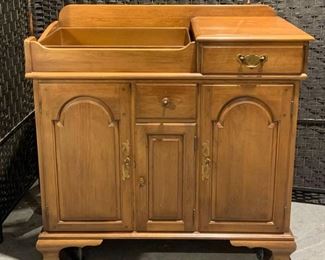 Pennsylvania House Cherry Dry Sink on Castors