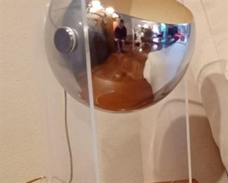 Vintage Atomic Eyeball Table Lamp