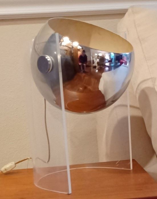 Vintage Atomic Eyeball Table Lamp
