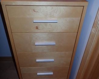 5 - DRAWER STORAGE