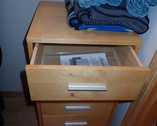 5 - DRAWER STORAGE