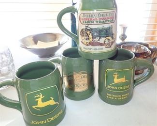JOHN DEERE MUGS