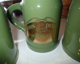 JOHN DEERE MUG