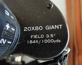 CELESTRON BINOCULARS - MULTI COATED BAK-4 PRISMS - NO 970602 - 20 X 80 GIANT - FIELD 3,5 184FT / 1000YDS