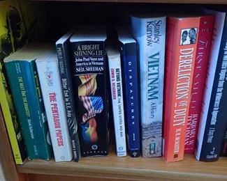 BOOKS 100'S OF BOOKS - WIDE RANGE OF TOPICS