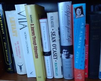 BOOKS 100'S OF BOOKS - WIDE RANGE OF TOPICS