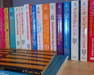 BOOKS 100'S OF BOOKS - WIDE RANGE OF TOPICS