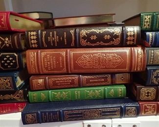 BOOKS 100'S OF BOOKS - WIDE RANGE OF TOPICS