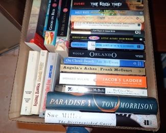 BOOKS 100'S OF BOOKS - WIDE RANGE OF TOPICS