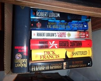 BOOKS 100'S OF BOOKS - WIDE RANGE OF TOPICS