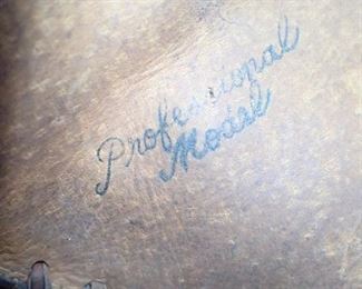 VINTAGE CATCHERS MIT  555 LEATHER