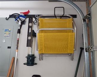 LAWN CHAIRS / TOOLS
