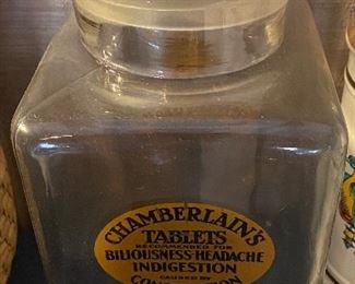 Early Chamberlain's Tablets Apothecary Jar 