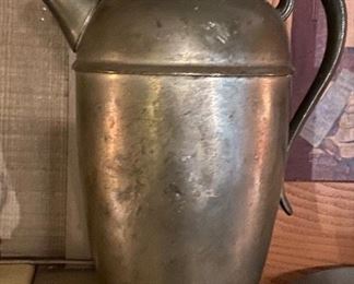 Old Cocktail Shaker/Pourer