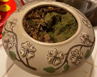 Pigeon Forge Pottery Vase