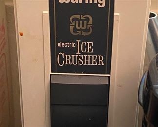 Vintage Waring Electric Ice Crusher