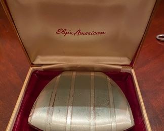 Elgin American Compact with Box (Damaged Mirror)