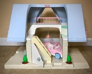 Little Tikes Doll House