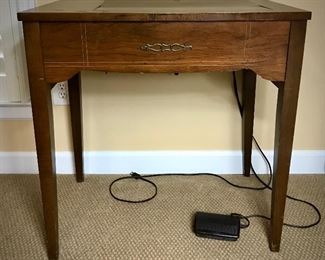 Singer Sewing Machine Cabinet