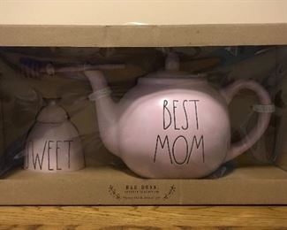 Rae Dunn Tea Set