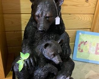 Mama and baby bear decorative piece 