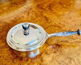 Hand hammered chafing dish with lid