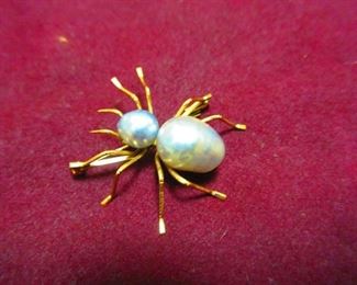 14K Yellow Gold and Pearl Spider Pin