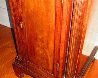 Detail of Antique English William IV Sideboard in Mahogany