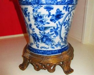 Chinese Blue & White Porcelain Planter Raised on a Brass Stand