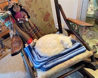 We thought this cat was real!