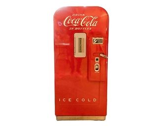 Coca Cola Soda Vending Machine
