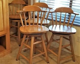 5 bar stools that swivel