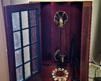 Telephone booth with working phone