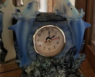 Dolphin clock