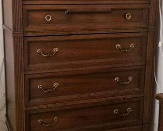 5-drawer wooden tall dresser. 
