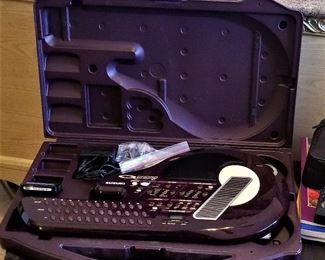 Suzuki QC-1 | Q-Chord Digital Song Card Guitar