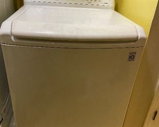 LG Electric HE Washer w/ Direct Drive and True Balance Anti-Vibration