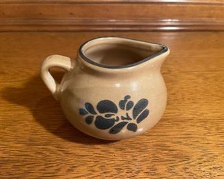 Vintage Pfaltzgraff Folk Art Gravy Boat