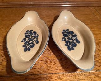 Vintage Pfaltzgraff Folk Art 11” Au Gratin