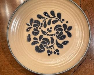 Vintage Pfaltzgraff Folk Art Salad Plate