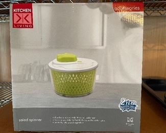 Kitchen Living Salad Spinner NIP
