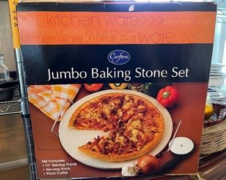 Crofton Jumbo Baking Stone Set NIP