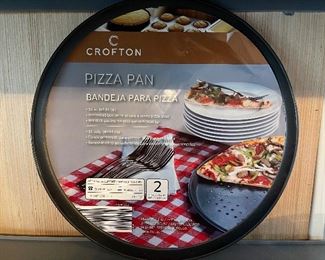 Crofton Pizza Pan