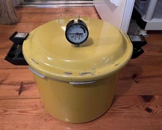 Vintage Presto Pressure Cooker