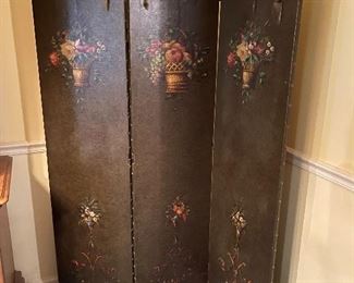 Antique 3-panel Arch Top Room Divider/Privacy Screen (has some damage)