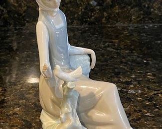 Vintage Lladro Shepherdess