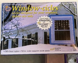 Santa Trim Window-Cicles 50 Clear Lights X 6